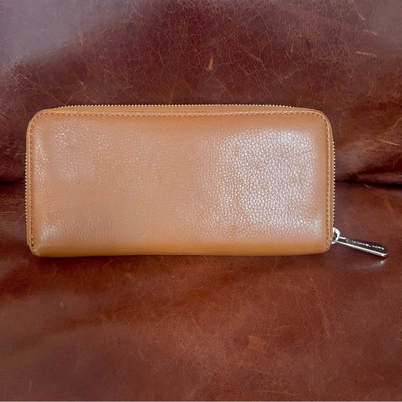Michael Kors Genuine Leather Zip Around Continental Wallet - Picture 2 of 14